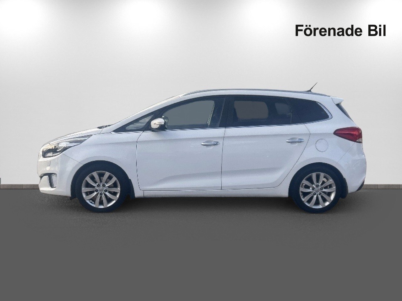 Kia Carens 1,7 CRDI DCT Komfort 7-sits 2015, kuva 4/10