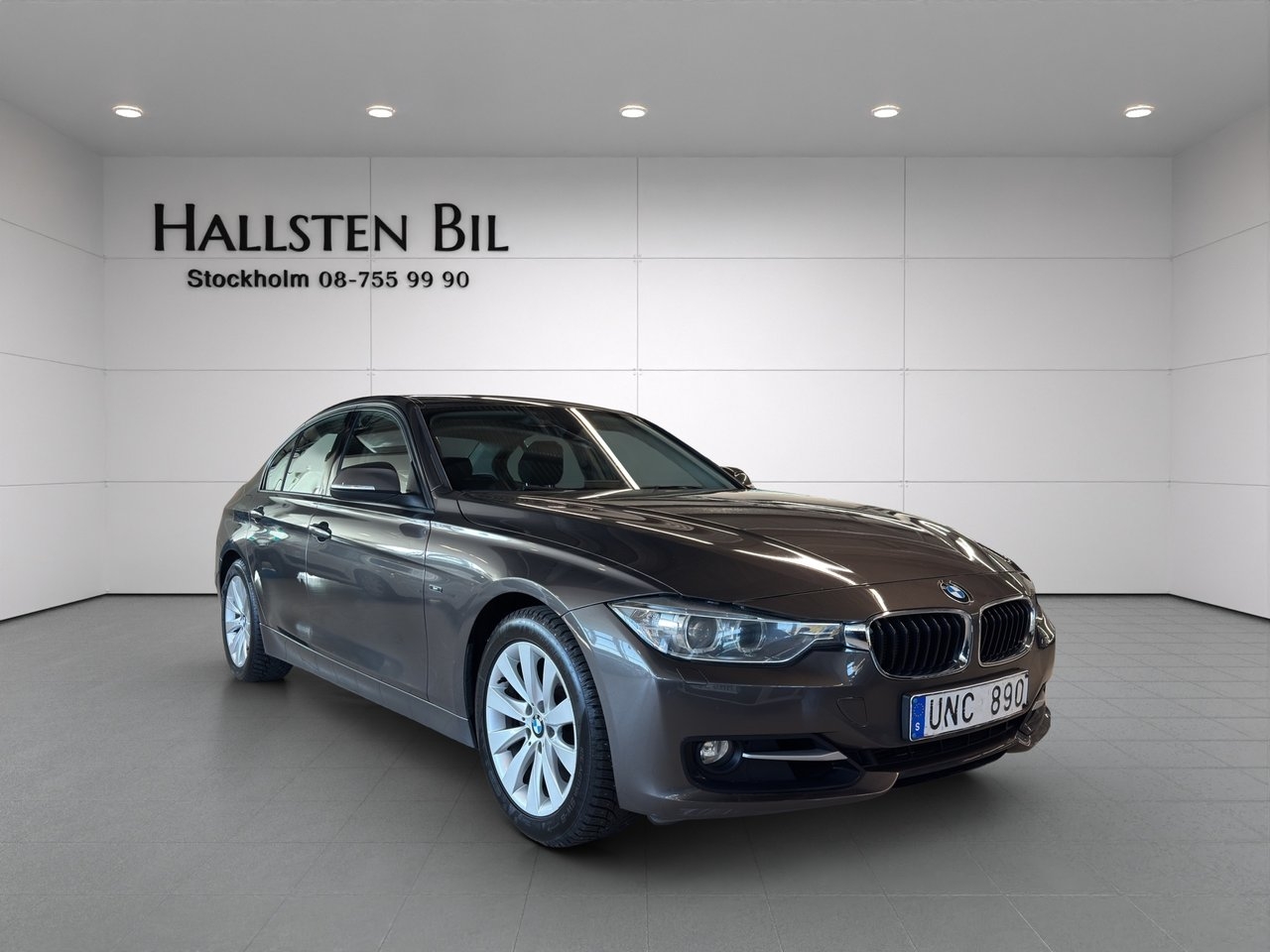 BMW 328 i Sedan Sport line 2013, bild 7/10