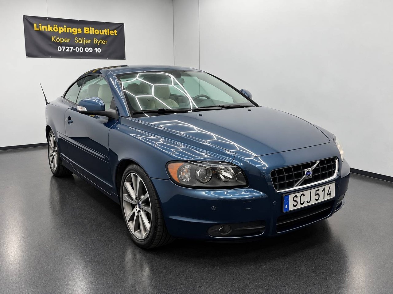 Volvo C70 2010, photo 2/10