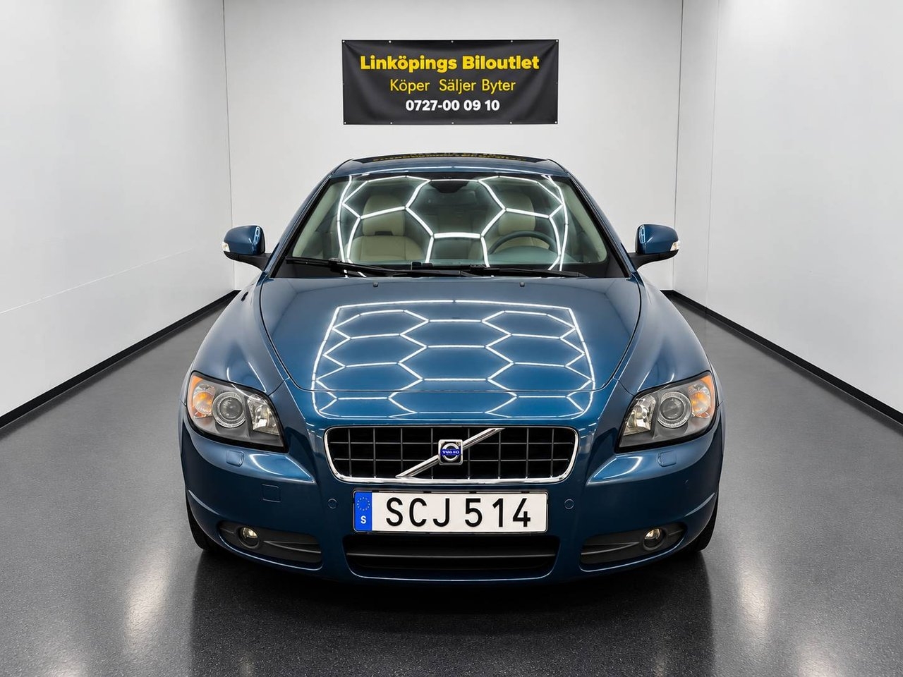 Volvo C70 2010, photo 3/10