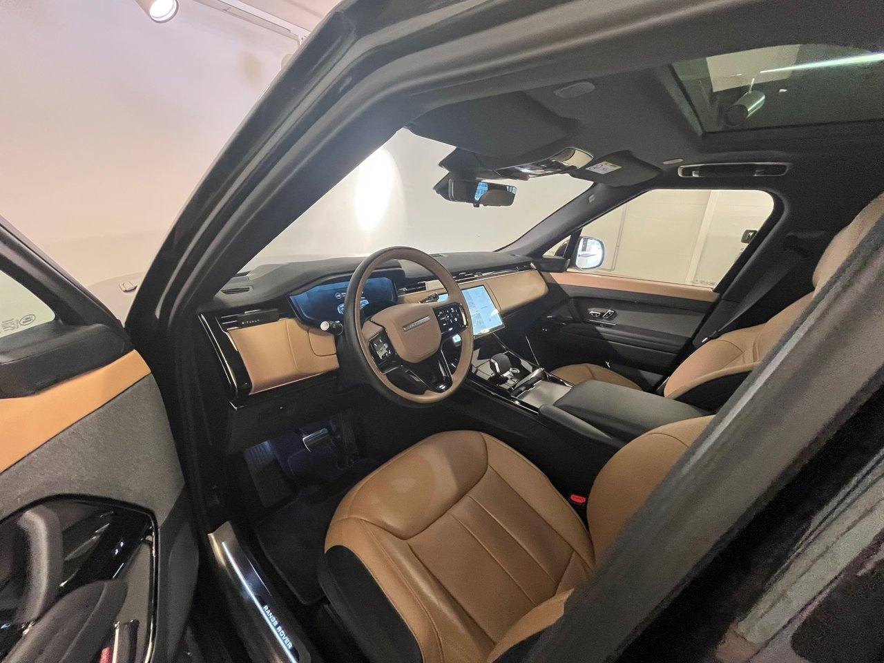 Land Rover Range Rover Sport 2026, kuva 4/6