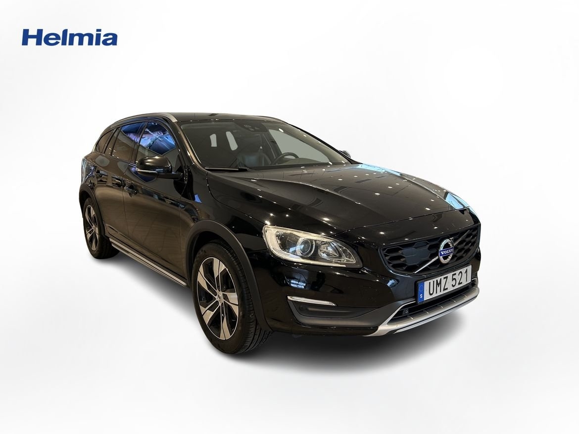 Volvo V60 Cross Country 2016, kuva 3/3