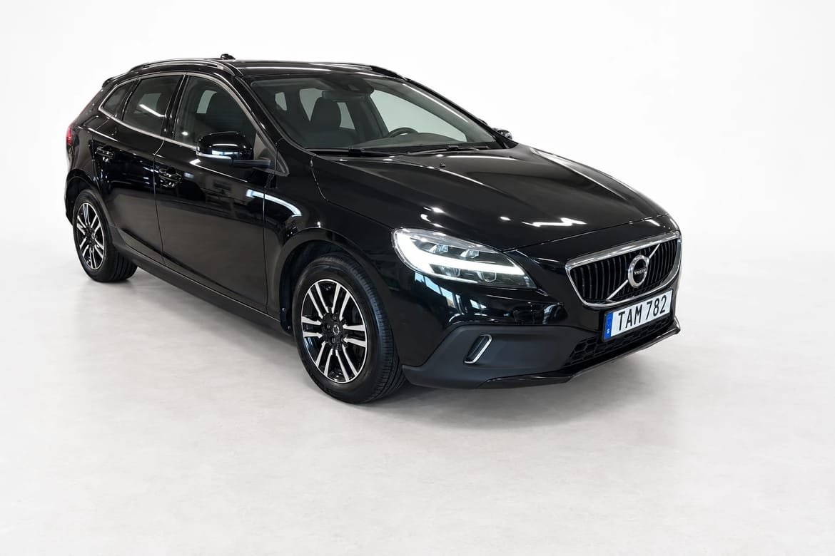 Volvo V40 Cross Country 2018, photo 5/10