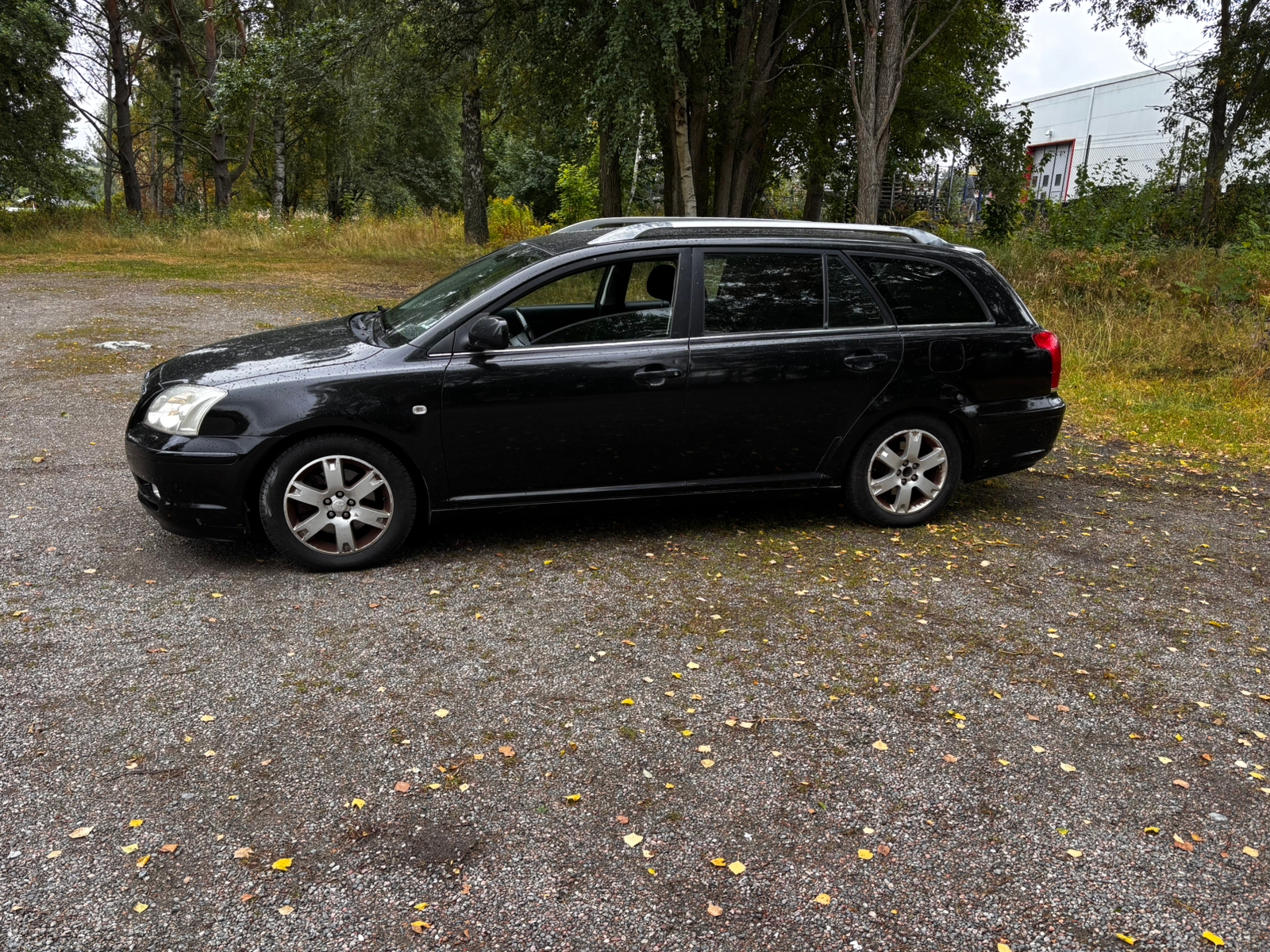 Toyota Avensis 2004, bild 4/4