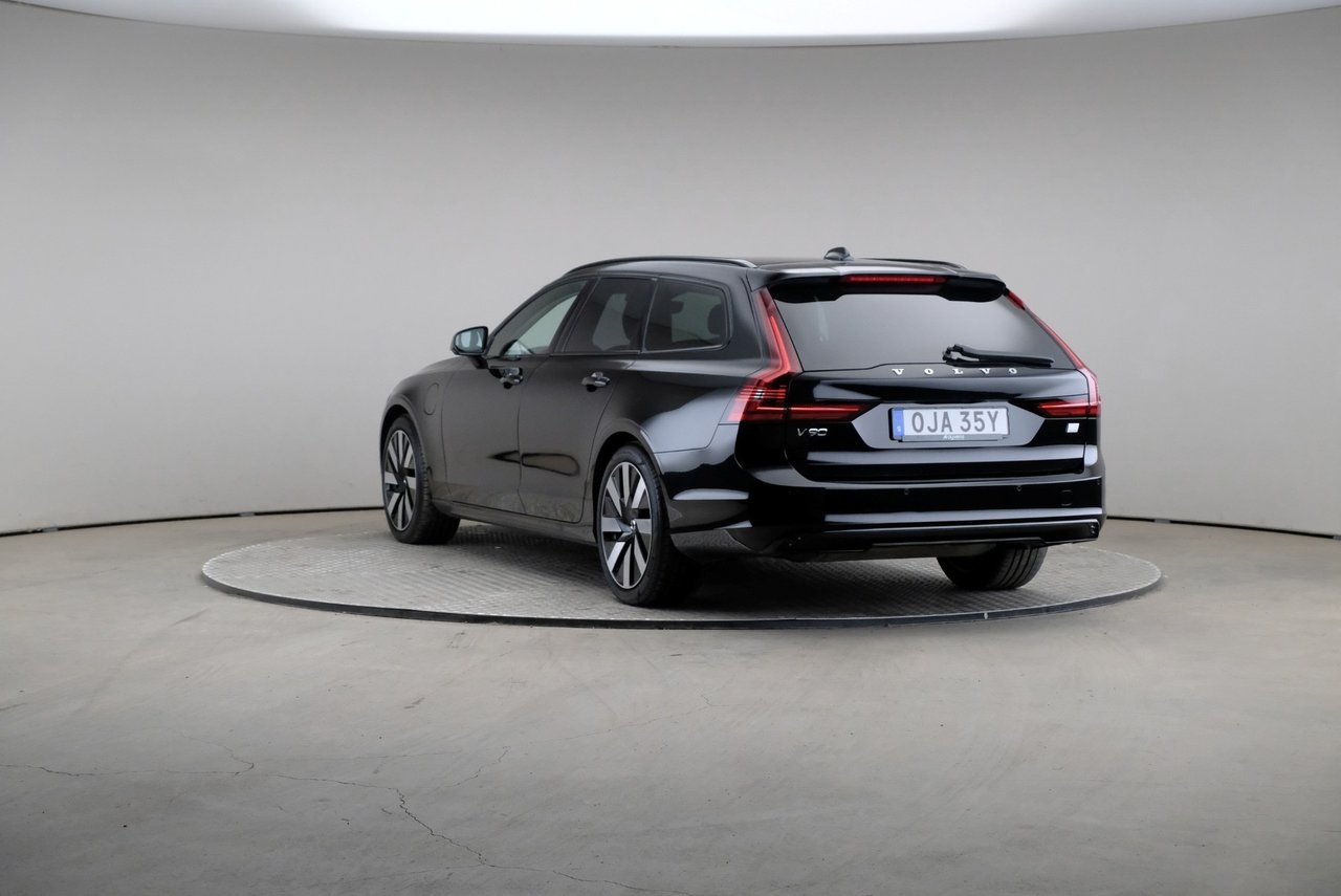 Volvo V90 2024, photo 2/10