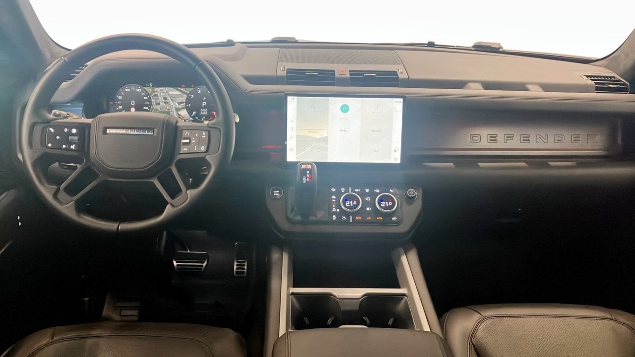 Land Rover Defender 130 P500 V8 EDITION 2025, photo 4/10
