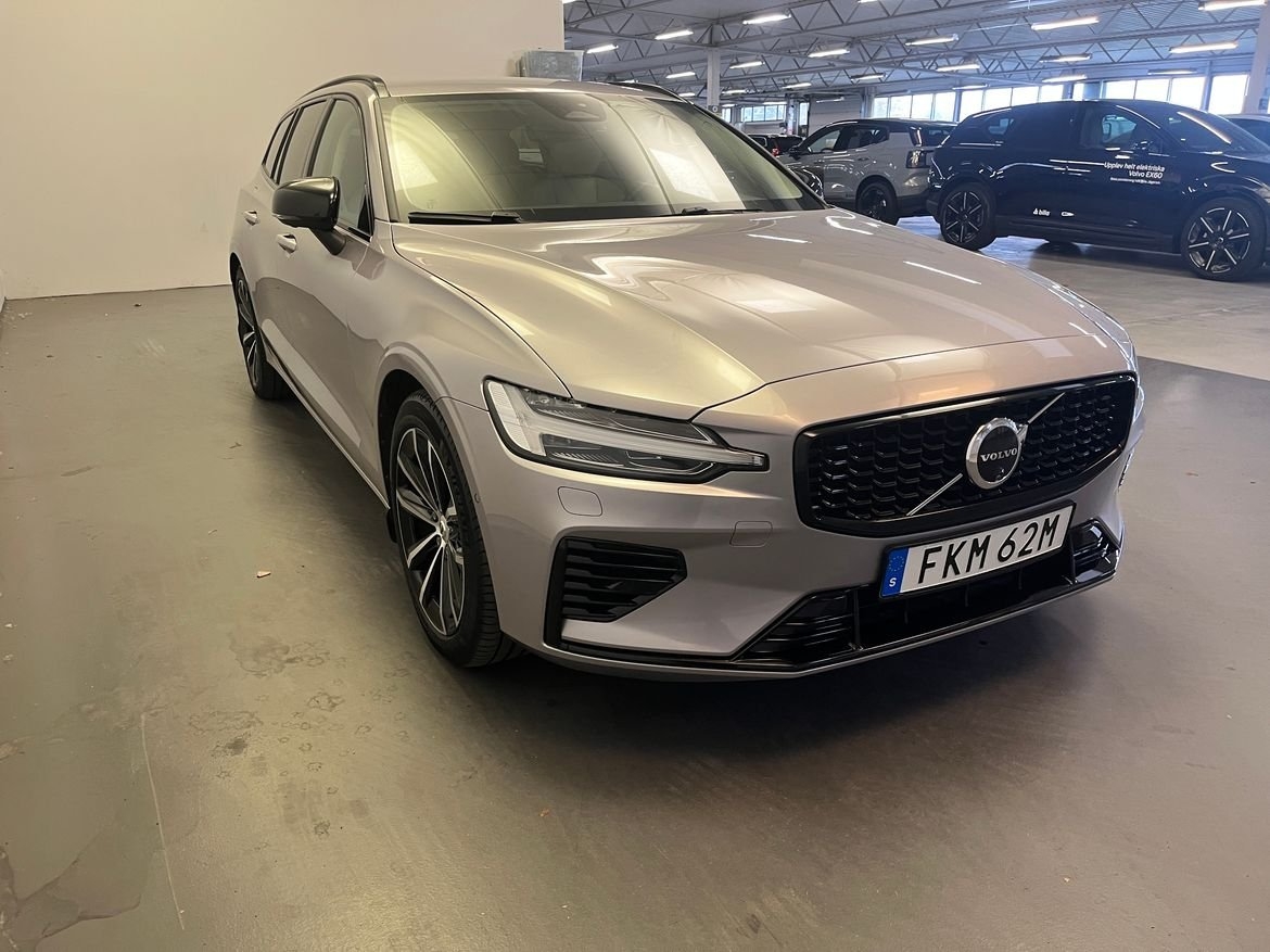 Volvo V60 T6 Plus Dark Nordic Edition 2026, kuva 6/10