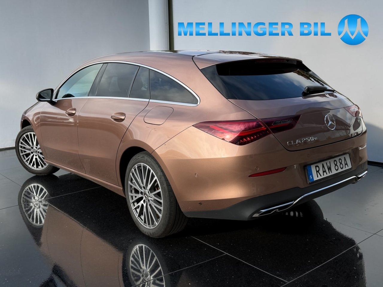Mercedes-Benz CLA 2024, photo 4/10