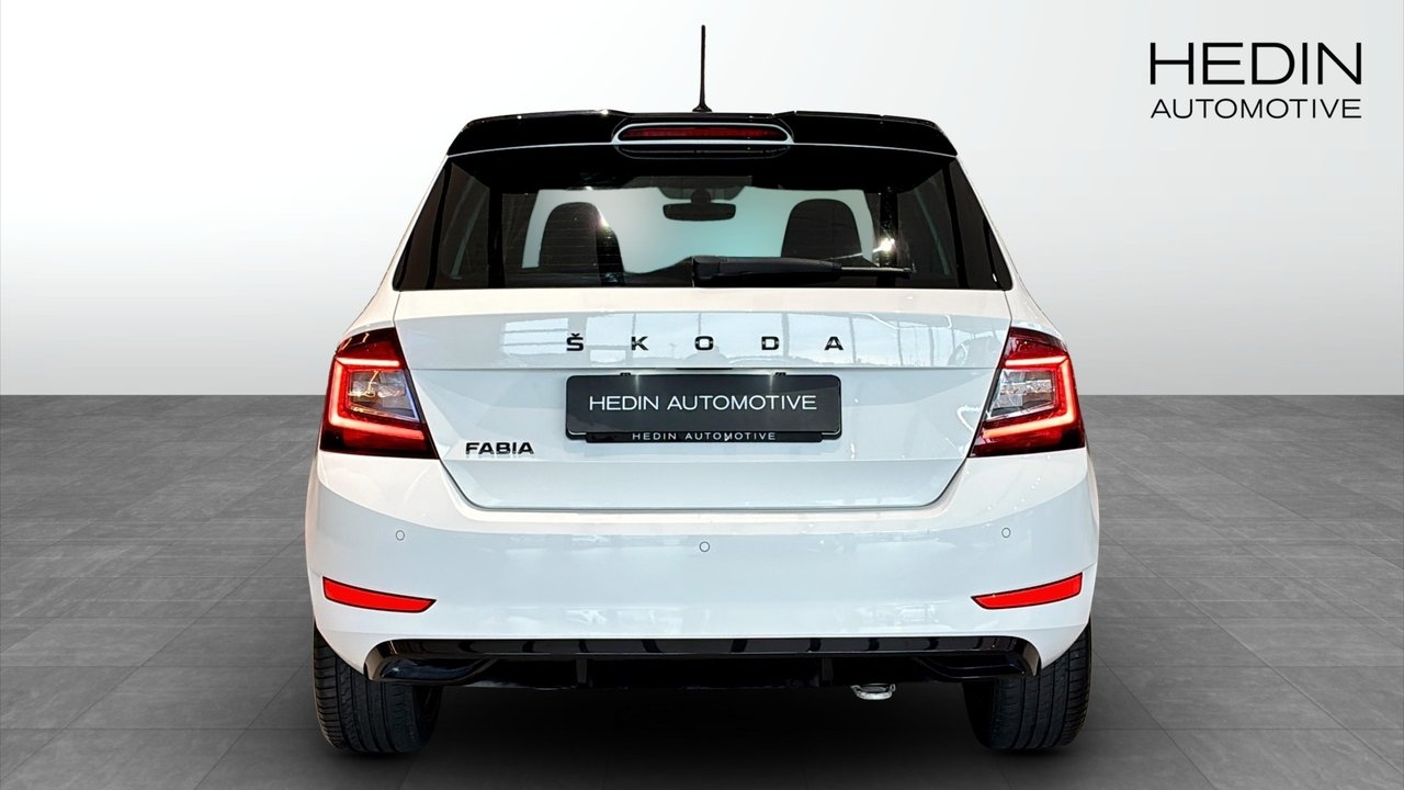 Skoda Fabia 1.0 TSI DSG Monte Carlo 2021, bild 7/10