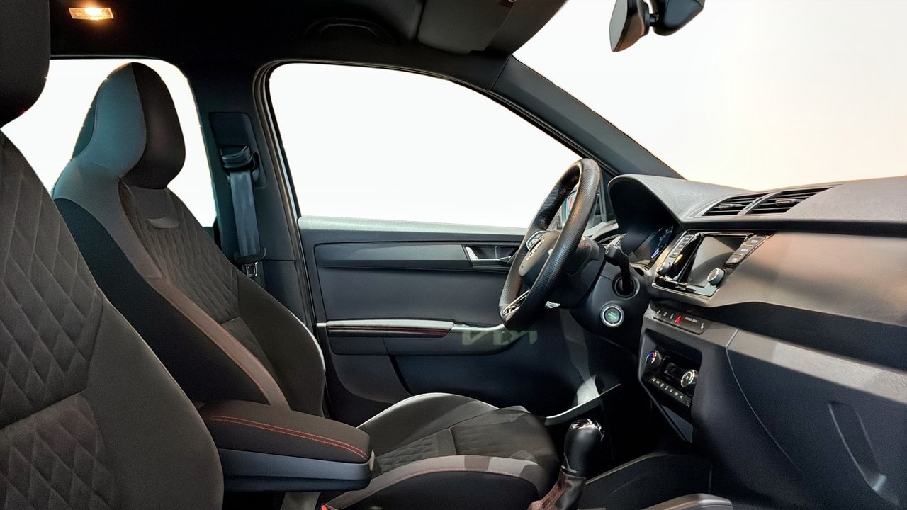 Skoda Fabia 1.0 TSI DSG Monte Carlo 2021, bild 3/10
