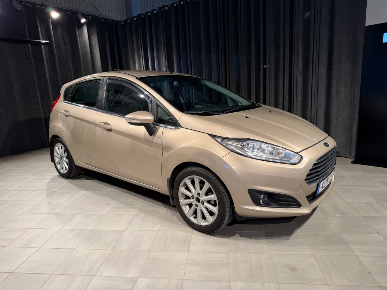 Ford Fiesta 2017, bild 2/10