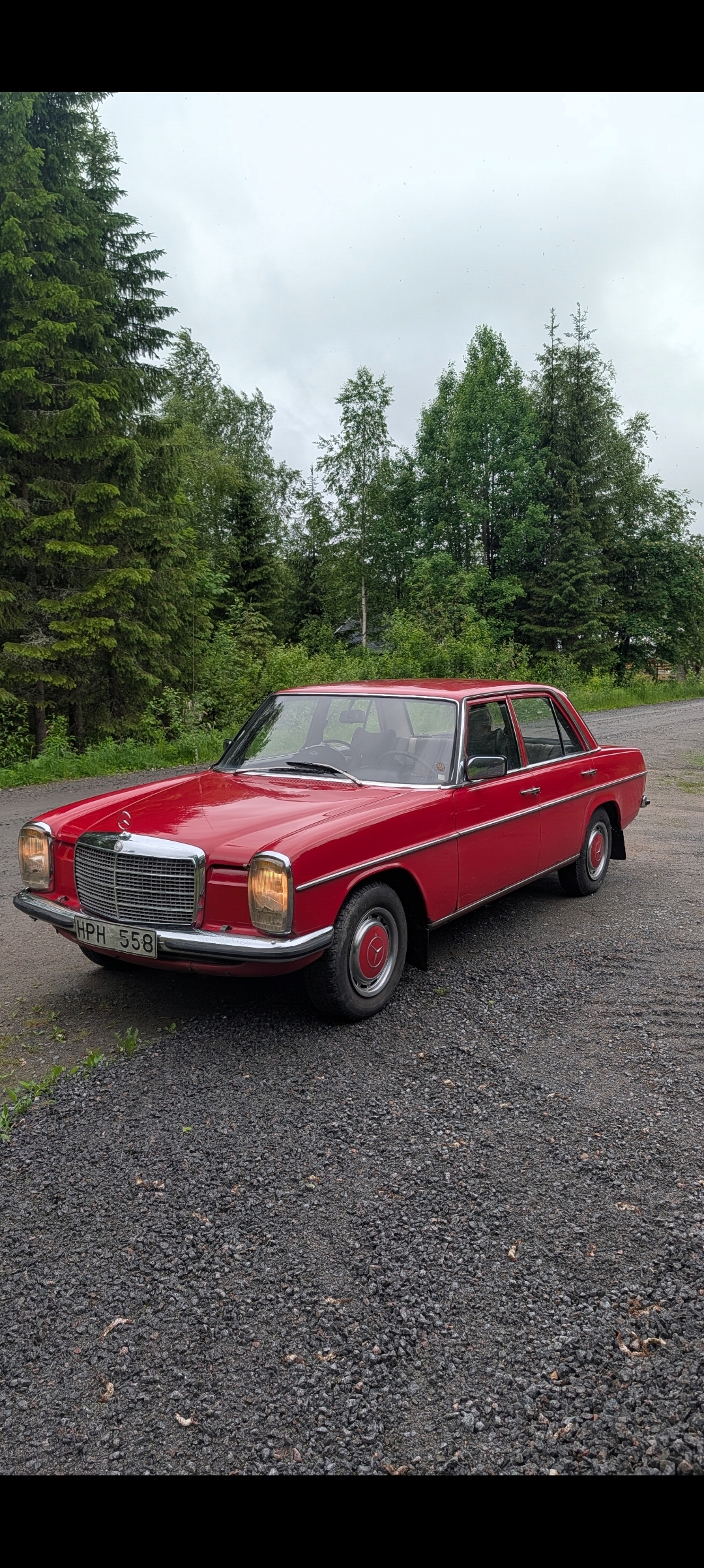 Mercedes-Benz 200 Manuell 1975, photo 2/4