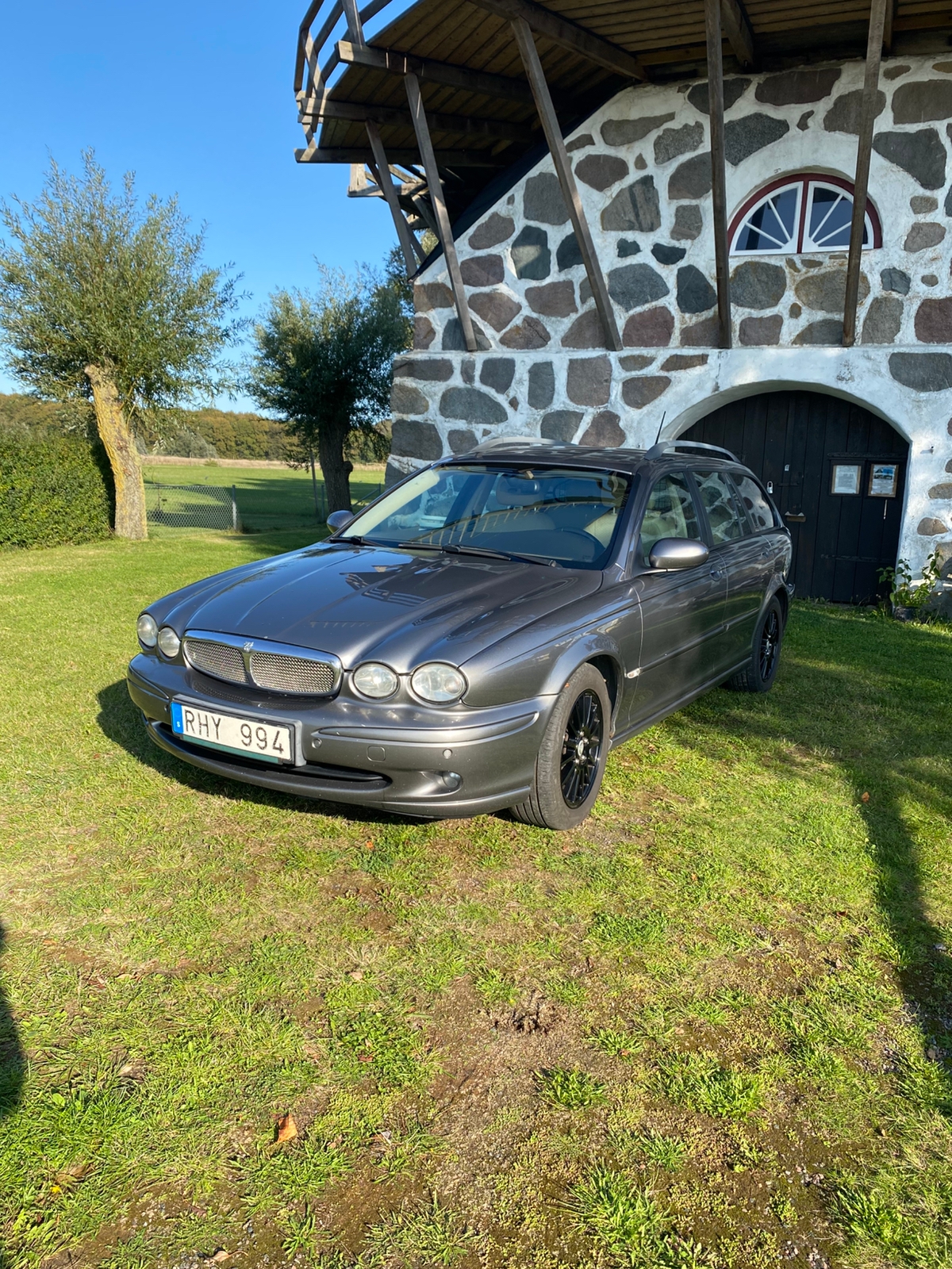 Jaguar X-Type