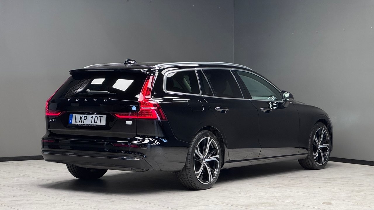 Volvo V60 2023, bild 2/10