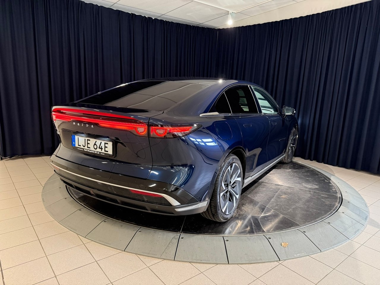 Mazda 6e TAKUMI 68.8 kWh LFP 2025, kuva 7/10