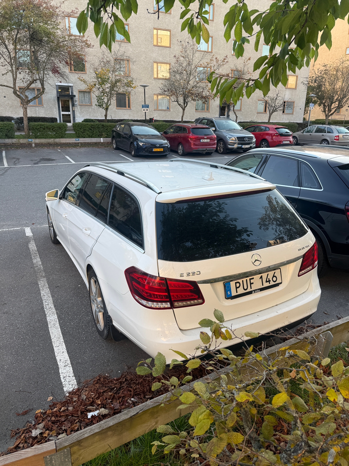 Mercedes-Benz E 220 T BlueTEC 9G-Tronic 2015, bild 4/6