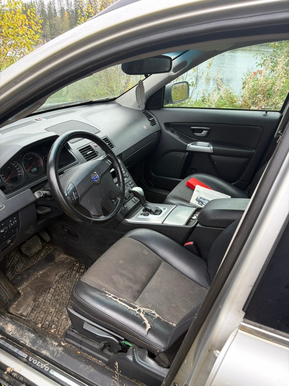 Volvo XC90 5-seater 2.5T AWD Geartronic 2005, bild 2/5