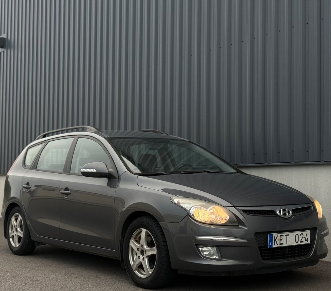 Hyundai i30 cw 1.6 CRDi 359KR/MÅN 2011, bild 4/10