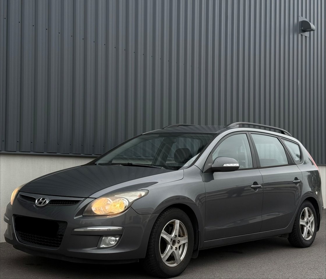Hyundai i30 cw 1.6 CRDi 359KR/MÅN 2011, bild 3/10