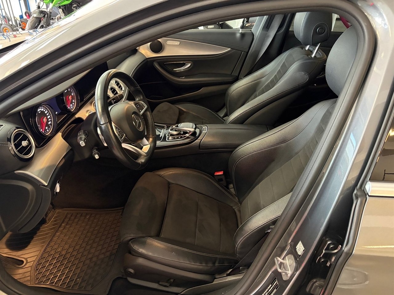 Mercedes-Benz E 2018, bild 5/10