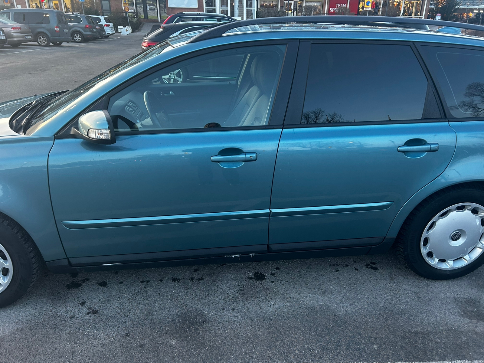 Volvo V50