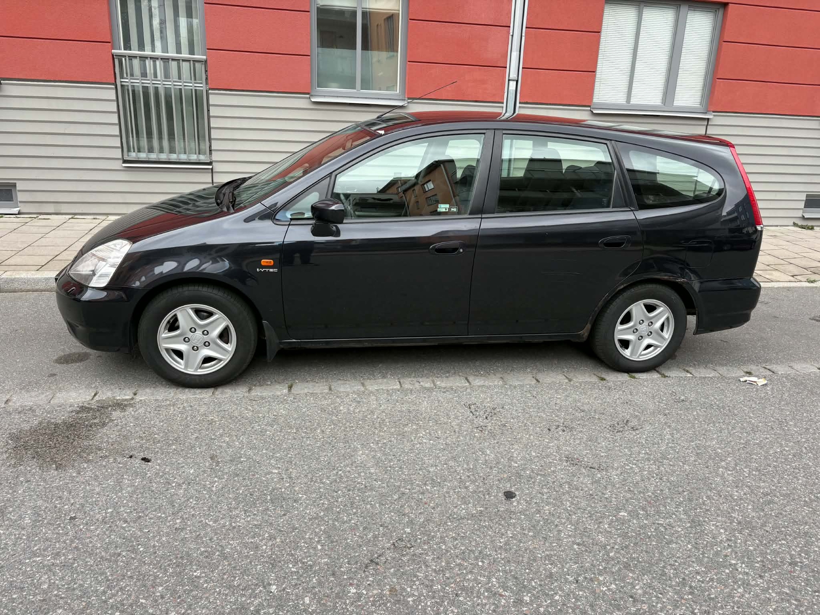 Honda Stream 2001, kuva 3/8
