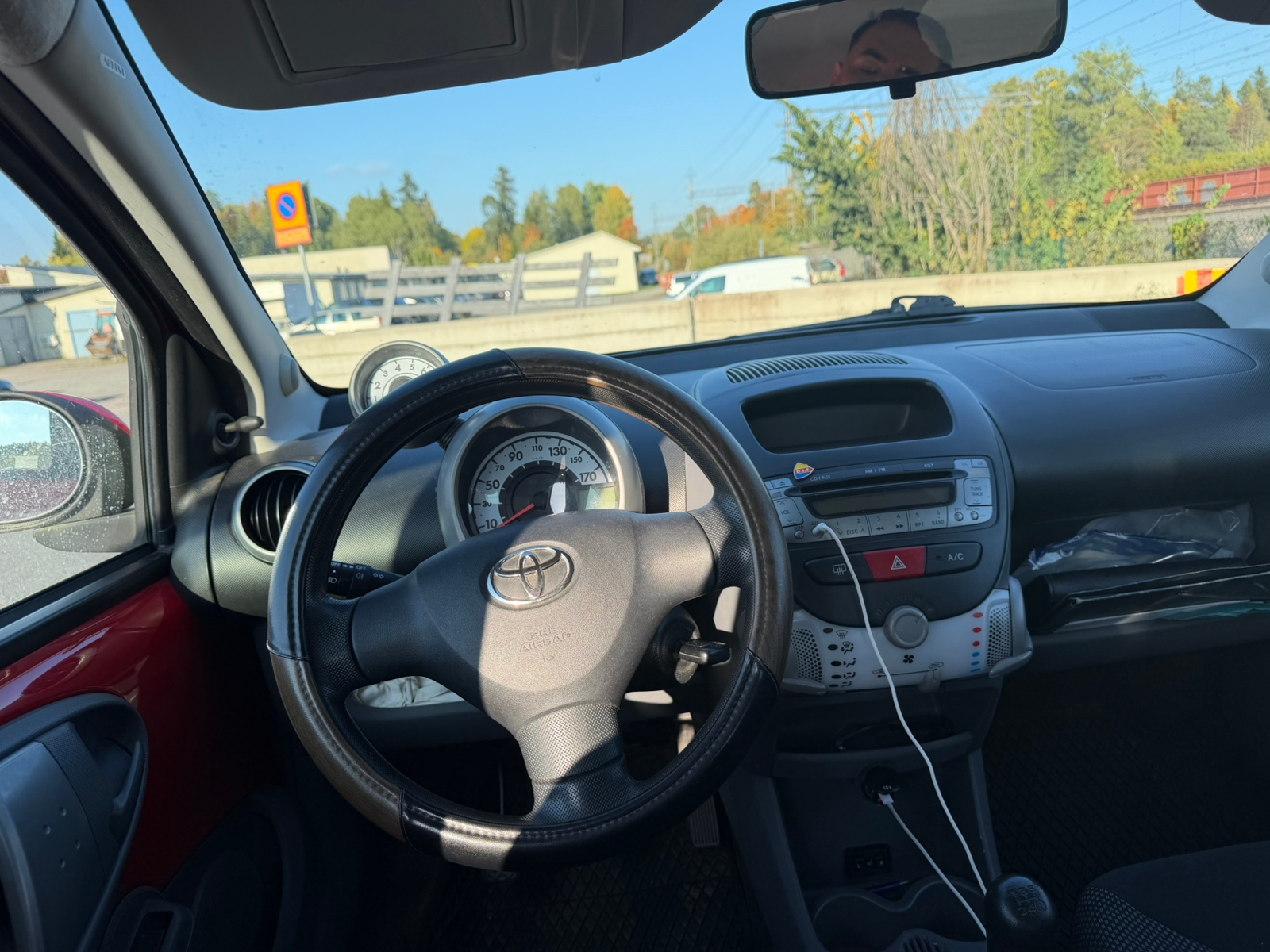 Toyota Aygo 5-dörrar 1.0 VVT-i Manuell 2012, photo 6/8