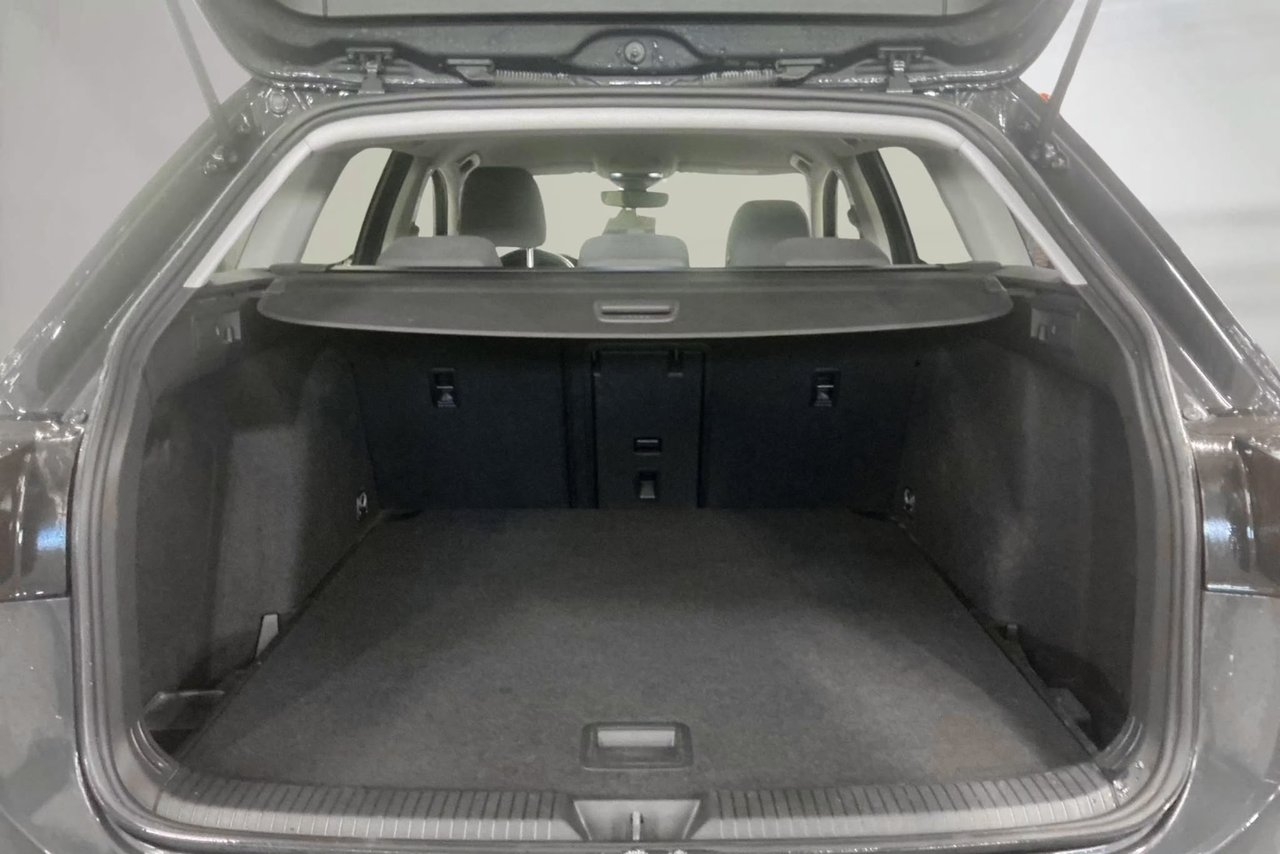Volkswagen Golf 2023, bild 6/10