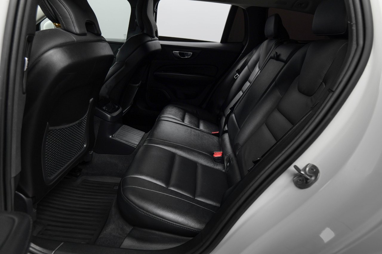 Volvo V60 2022, kuva 7/10