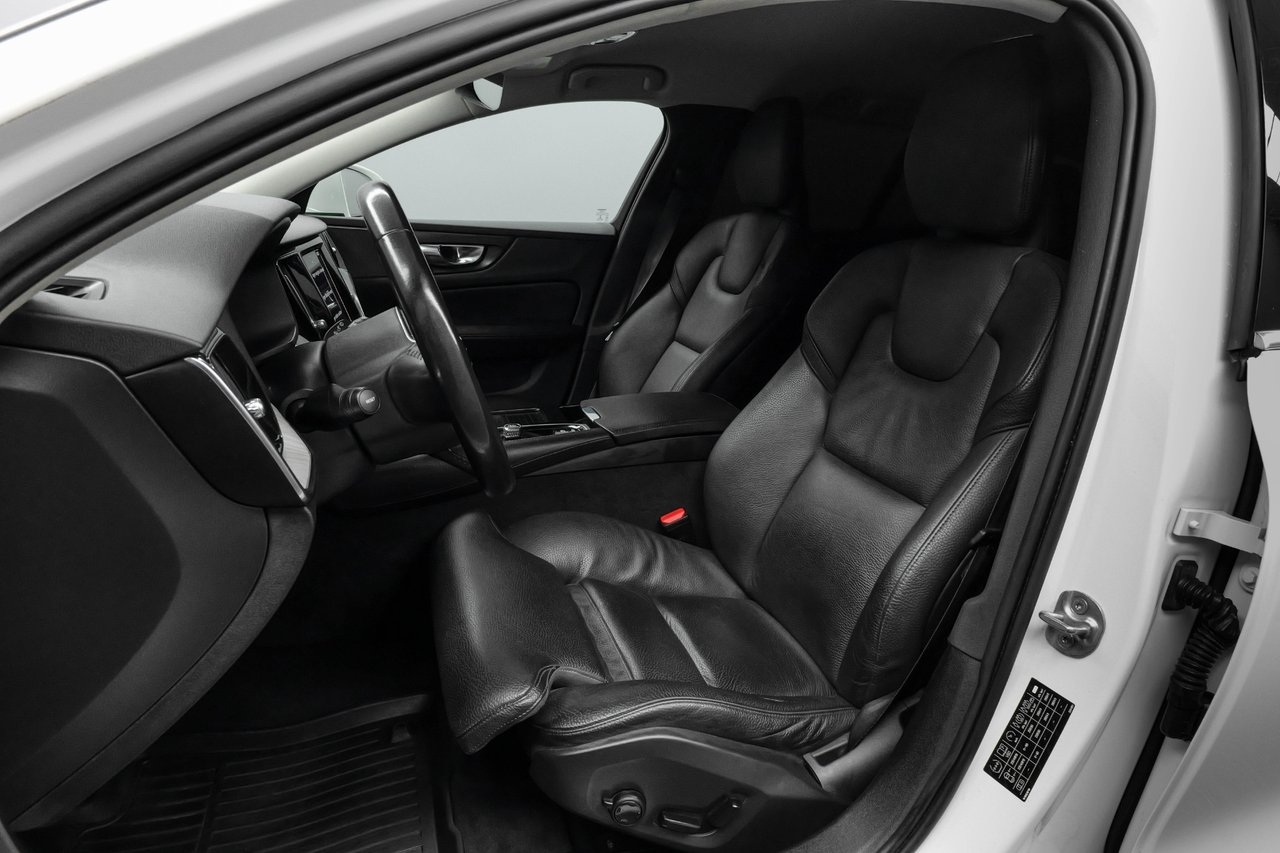 Volvo V60 2022, kuva 6/10