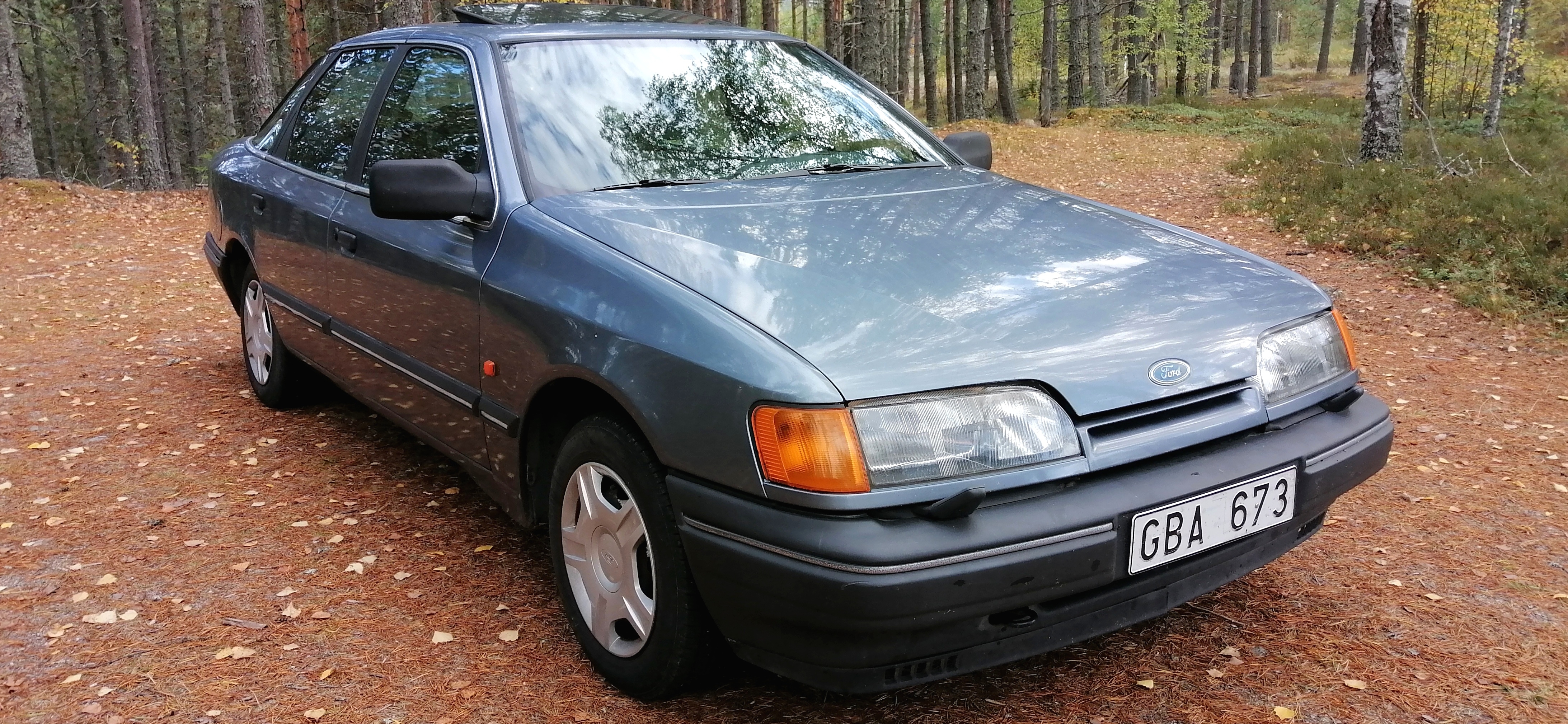 Ford Scorpio 2.9 V6 Automatisk 1989, bild 2/10