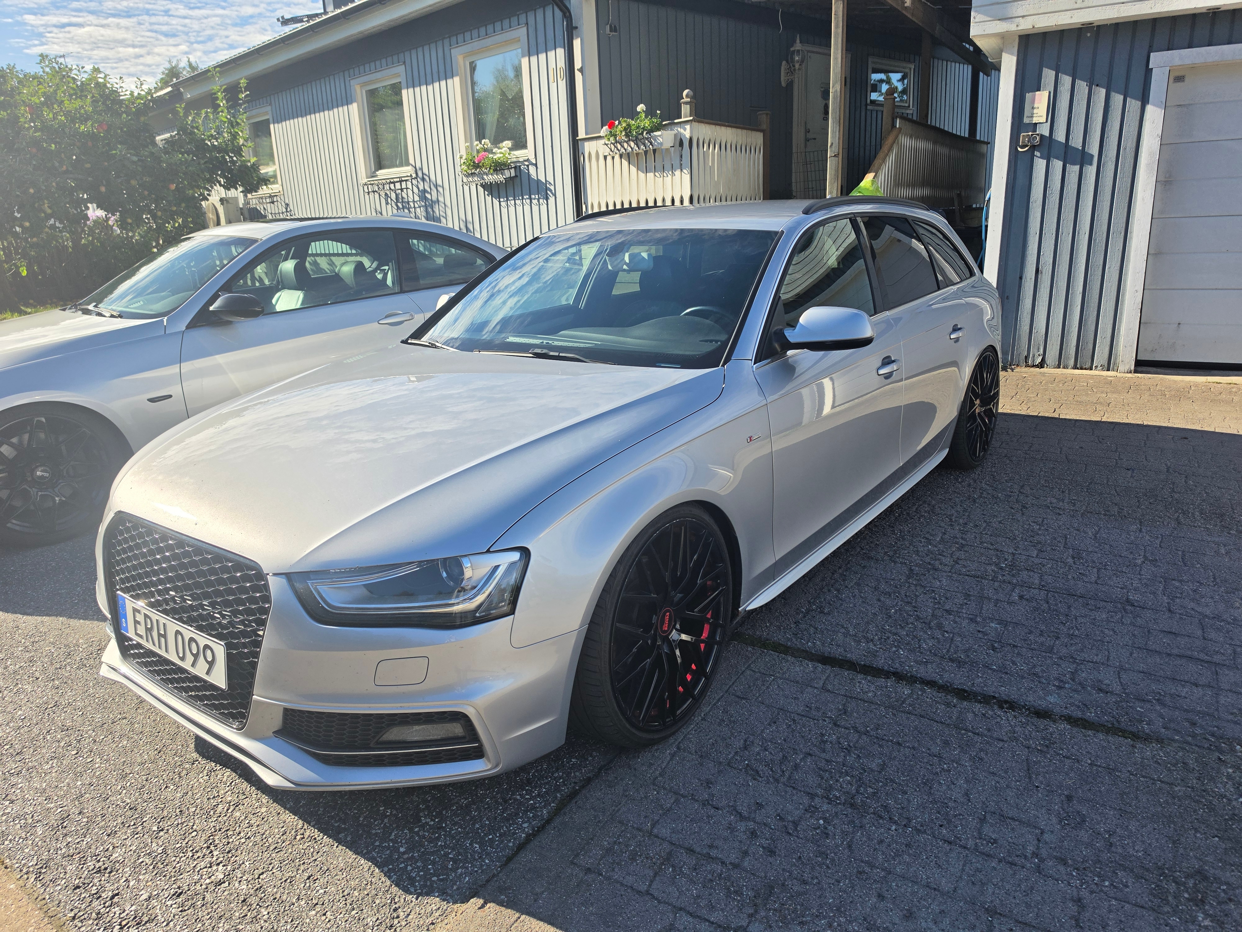 Audi A4 2015, bild 2/10
