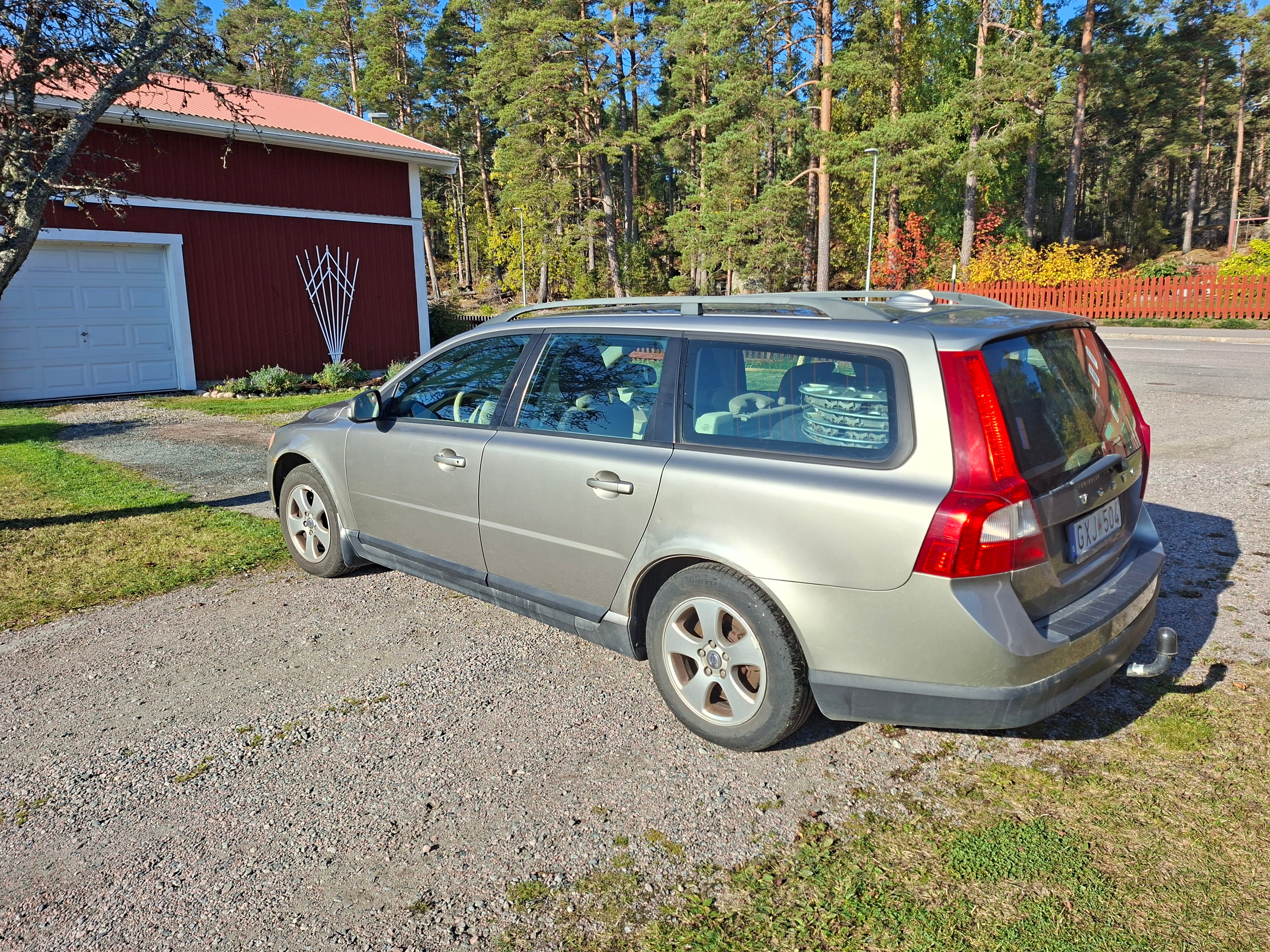 Volvo V70 2.4D Manuell 2008, bild 2/2