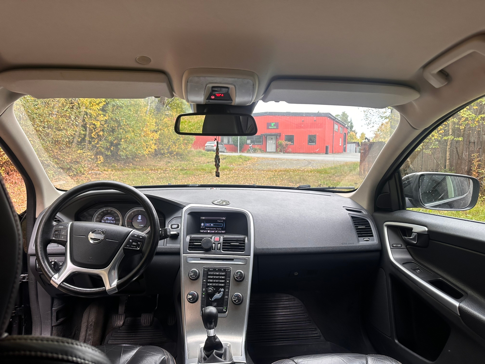 Volvo XC60 DRIVe Manuell 2012, bild 6/6