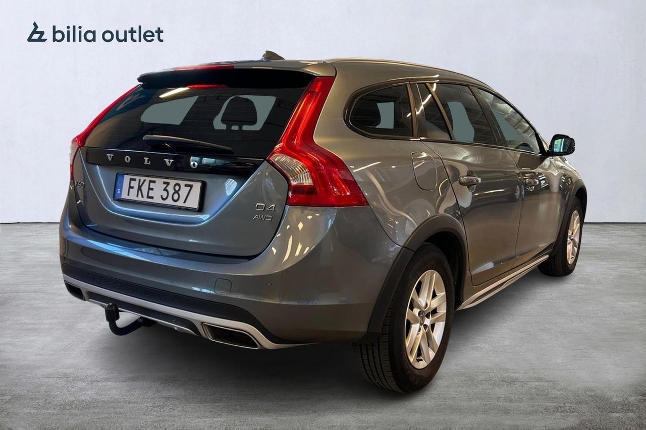 Volvo V60 Cross Country 2016, kuva 7/10