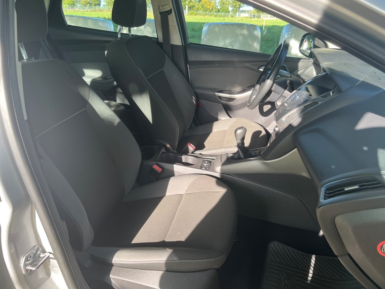 Ford Focus 2011, bild 7/10