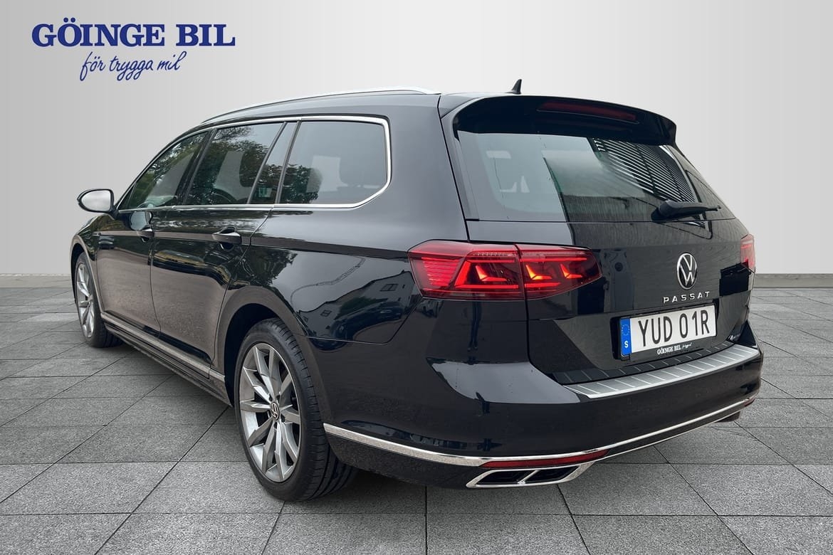 Volkswagen Passat 2022, photo 6/10