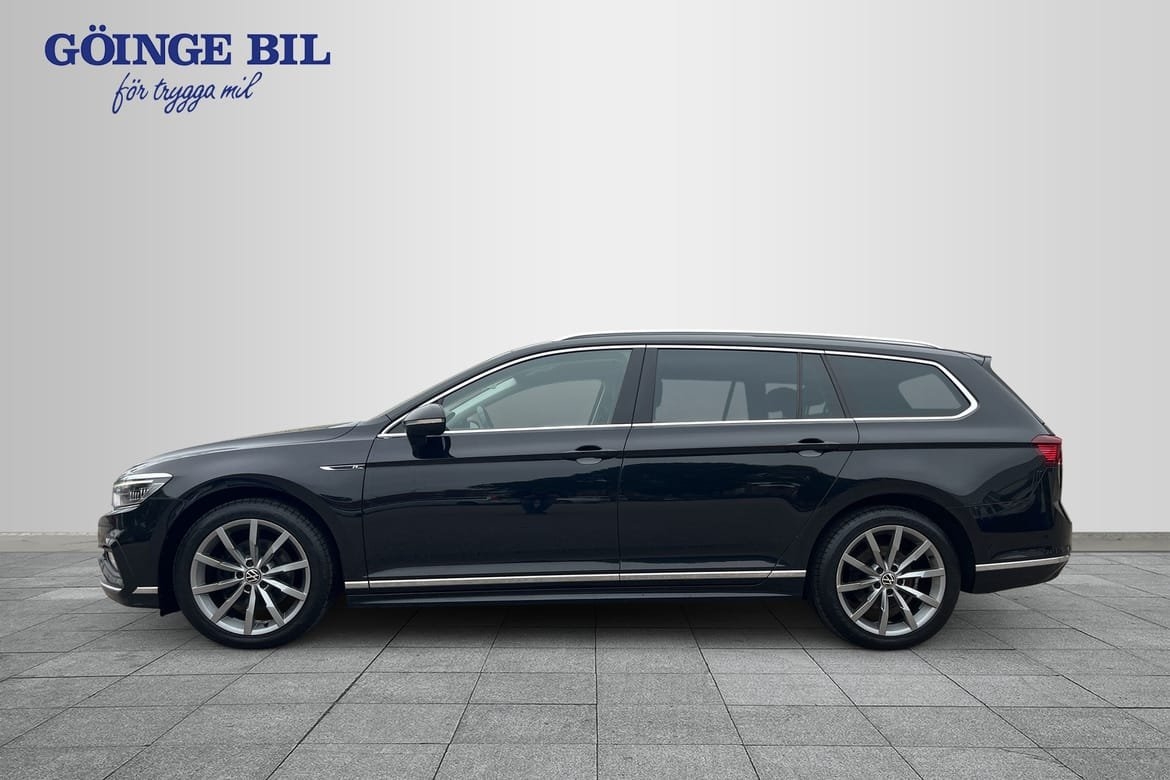 Volkswagen Passat 2022, photo 5/10
