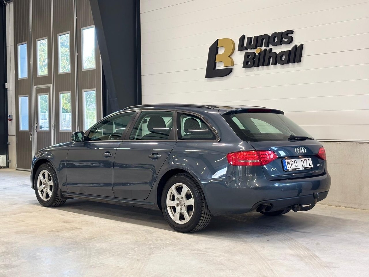 Audi A4 2011, bild 4/10