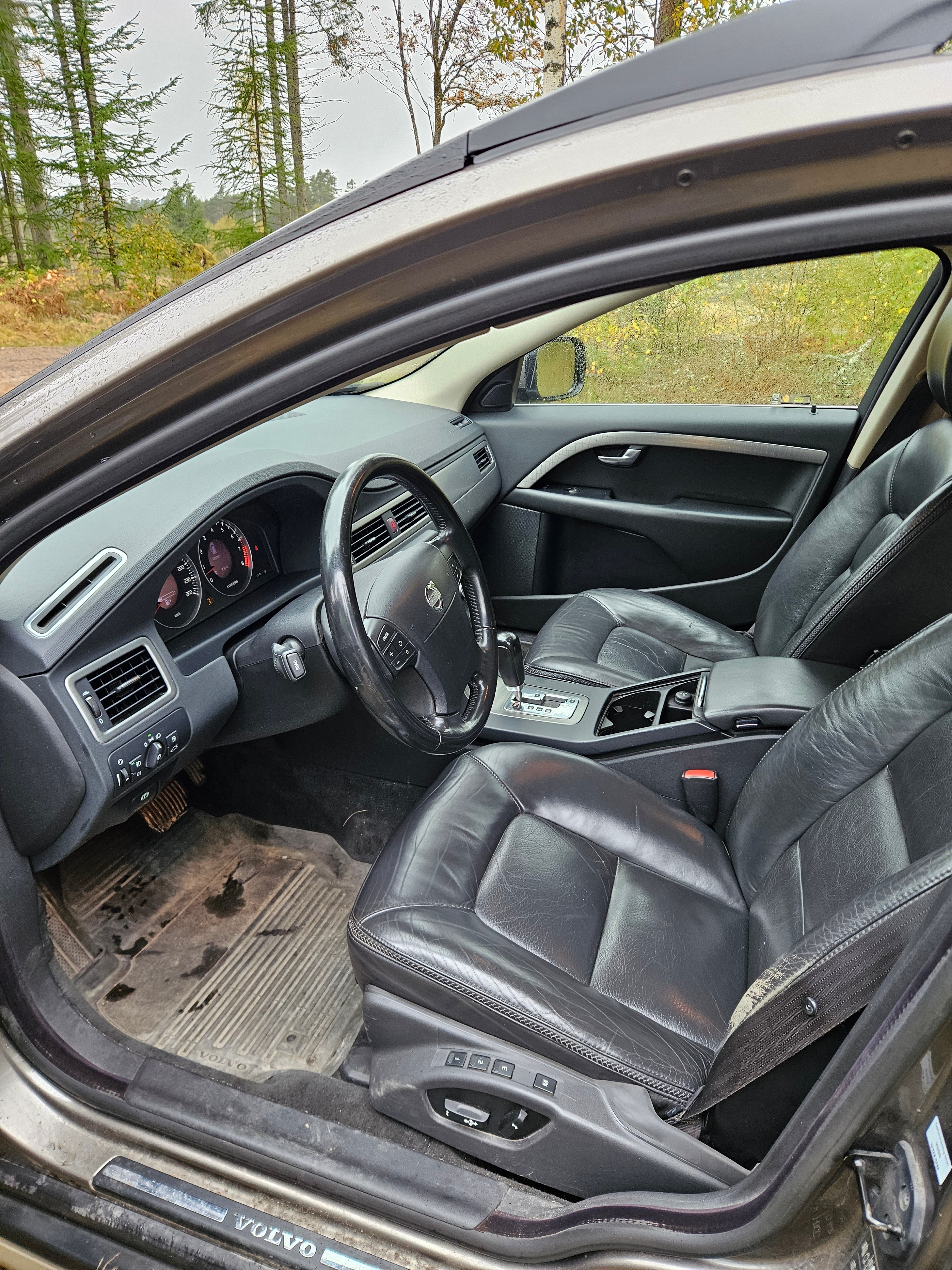 Volvo XC70 3.2 AWD Geartronic 2008, bild 7/9