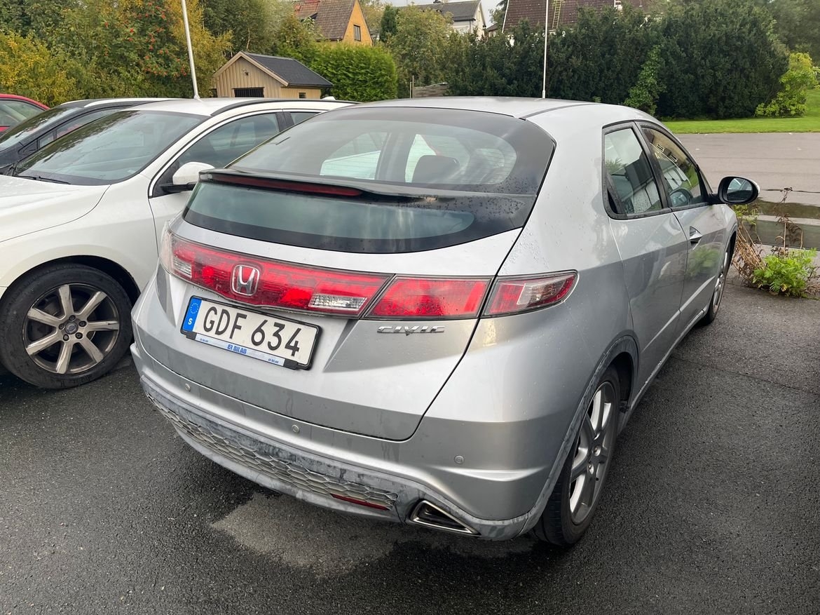 Honda Civic 1,8 sport 5dr Gör det själv 2006, kuva 3/4
