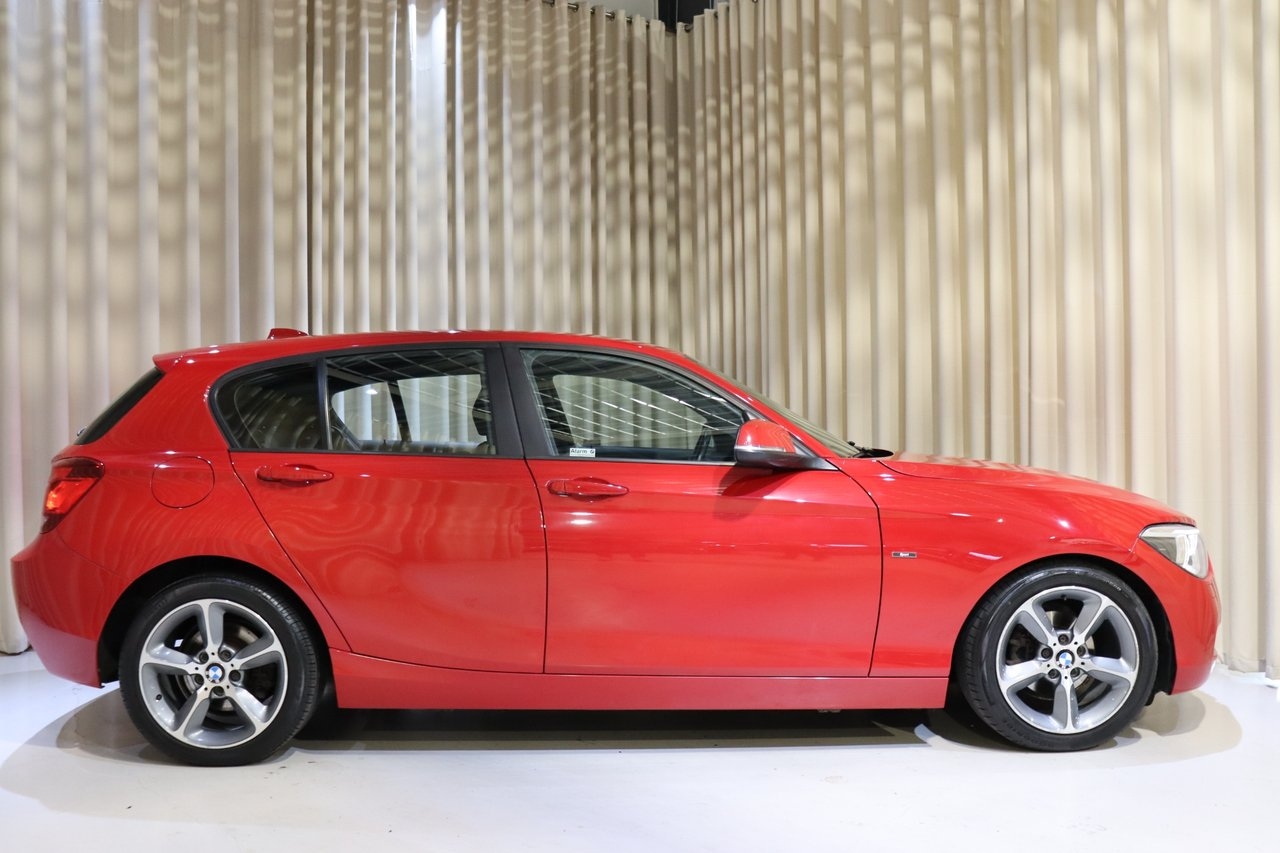 BMW 118 2012, kuva 3/10