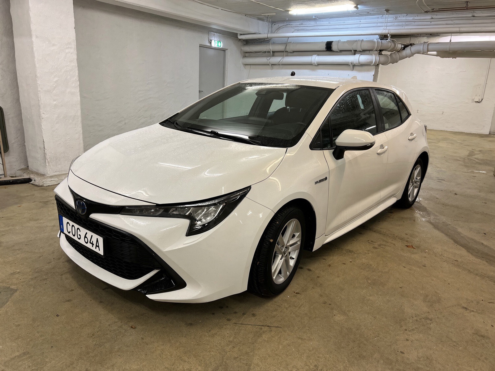Toyota Corolla Hybrid e-CVT 2019, bild 2/8
