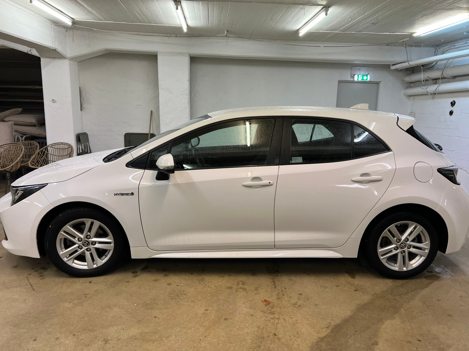 Toyota Corolla Hybrid e-CVT 2019, bild 6/8