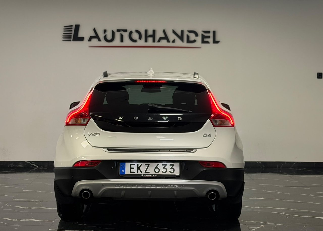 Volvo V40 Cross Country 2015, bild 5/10
