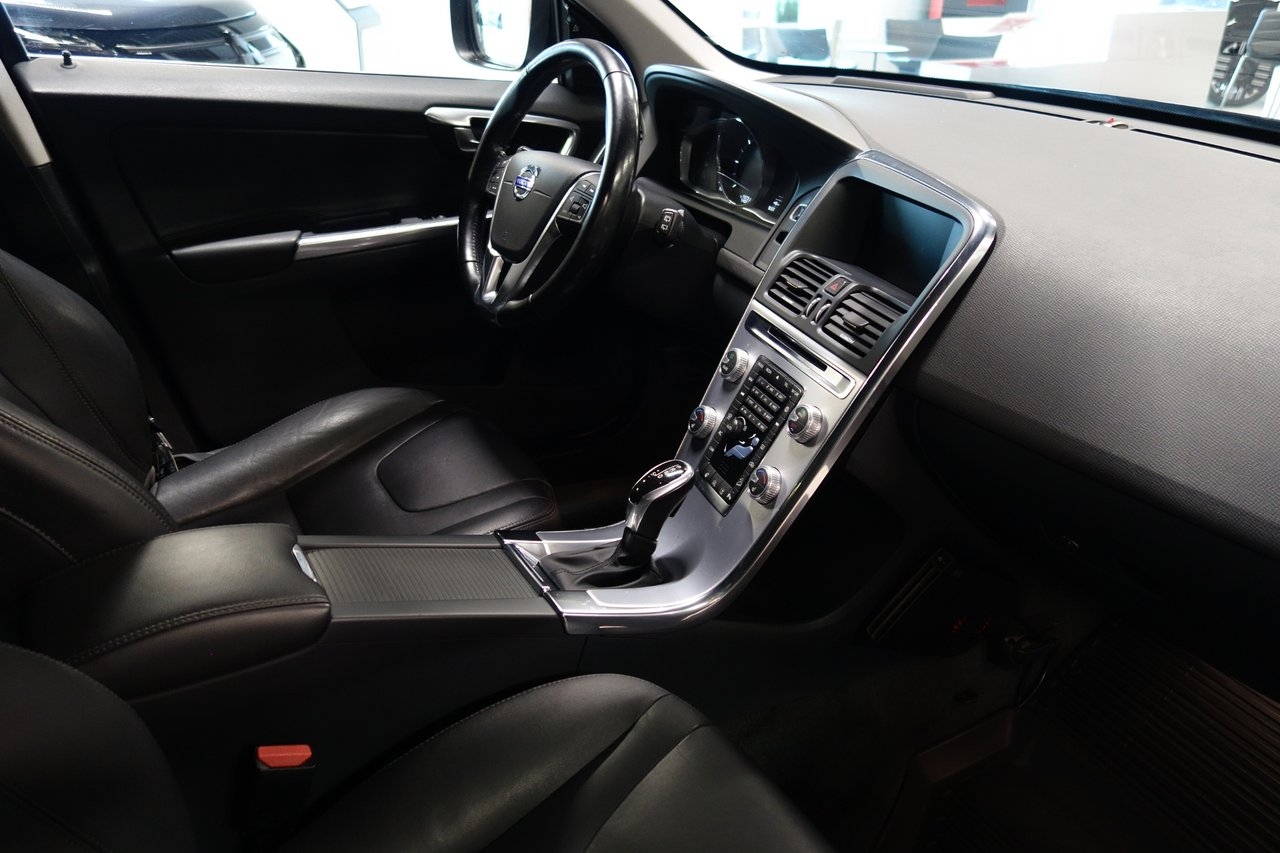 Volvo XC60 D4 AWD Classic Summum Automat 2017, bild 6/6