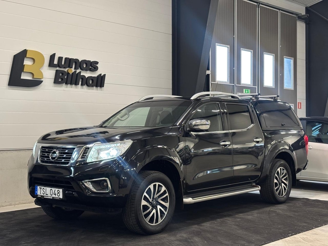 Nissan Navara 2016, bild 2/10