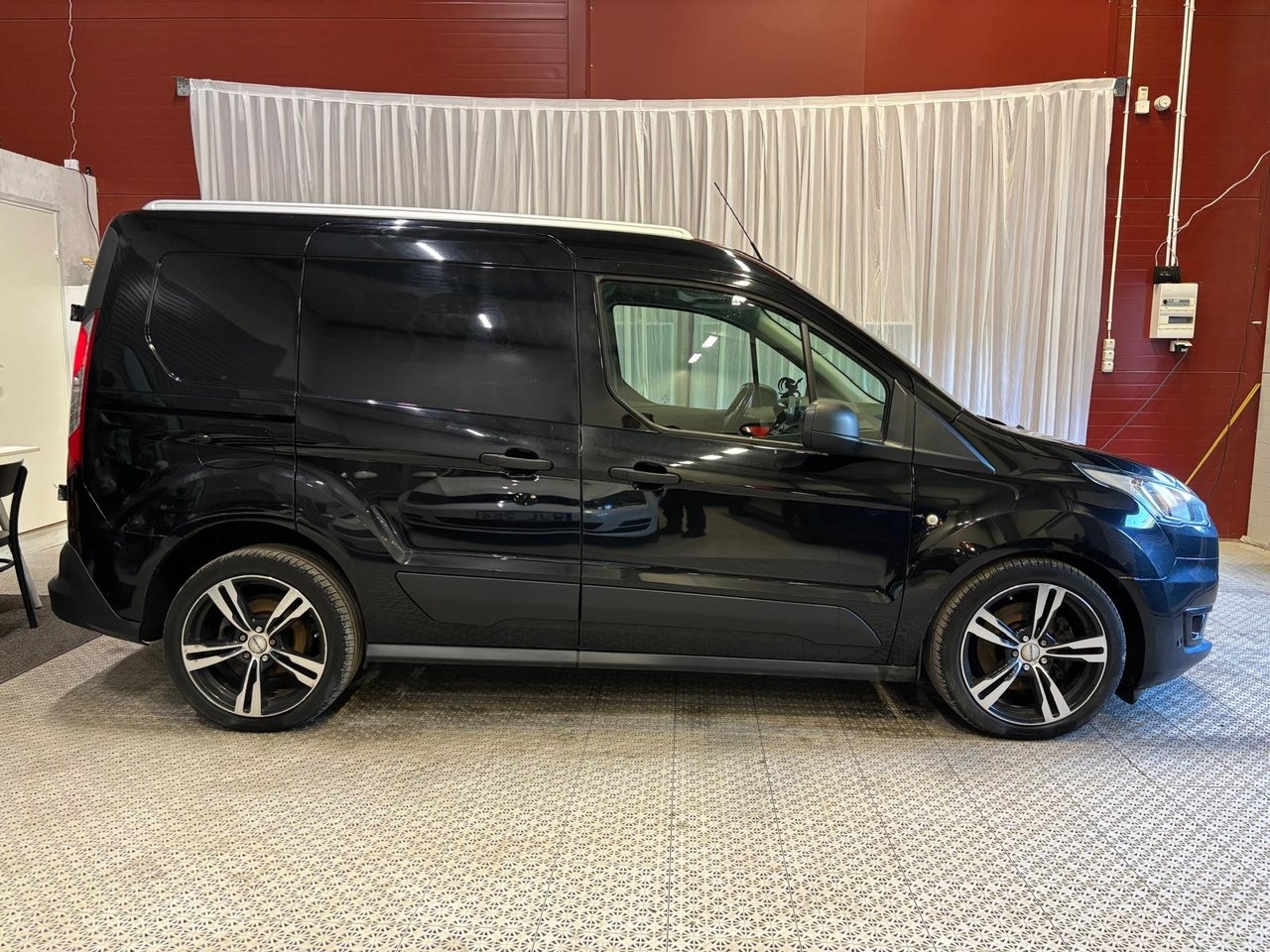Ford Transit Connect 2019, bild 5/8