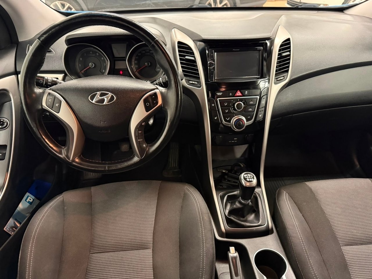 Hyundai i30 Kombi 1.4 blue Select 2016, bild 6/10