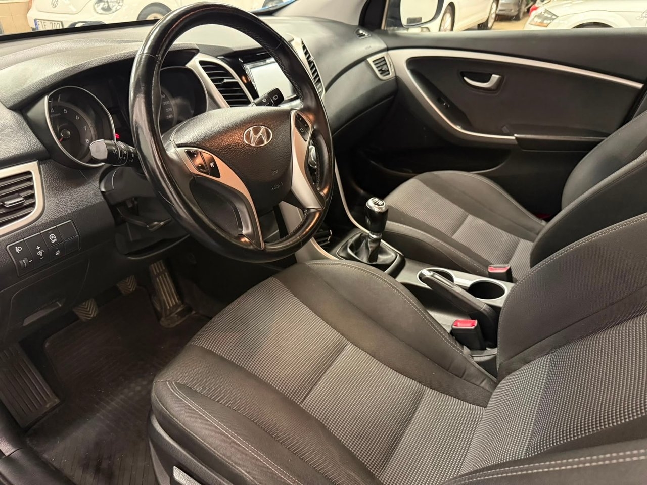 Hyundai i30 Kombi 1.4 blue Select 2016, bild 7/10
